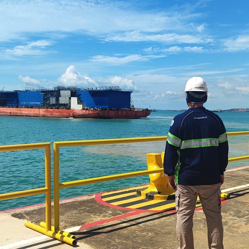 Untuk Gambar Utama ABOUT US